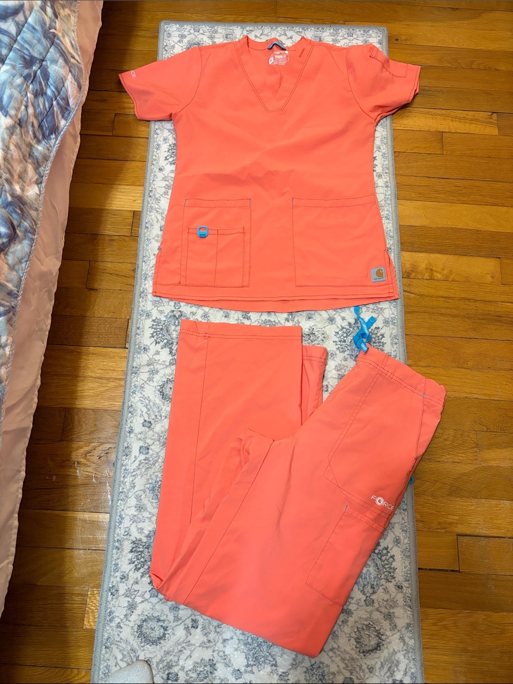 Carhartt Women's Coral V-Neck Scrub Top & and Pants